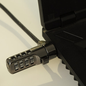 笔记本电脑锁孔_外星人笔记本锁孔_笔记本安全锁孔