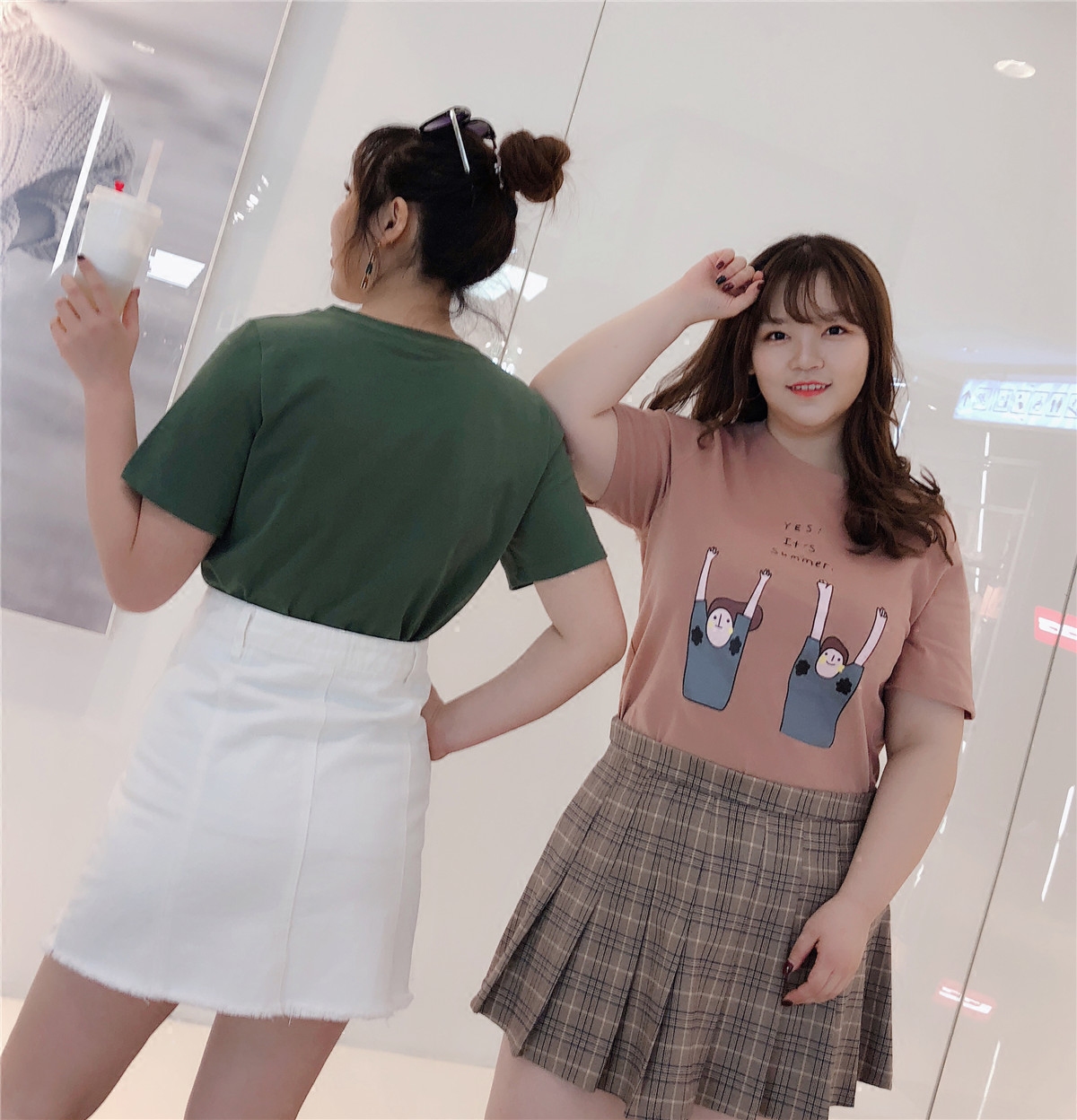 18春夏季新款胖mm显瘦圆领情侣印花T恤学生休闲短袖大码女装200斤春夏大码女装