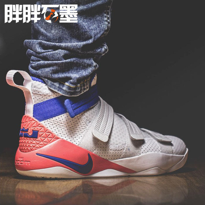 nike soldier xi耐克lbj詹姆斯战士士兵11篮球鞋白蓝红897646-101