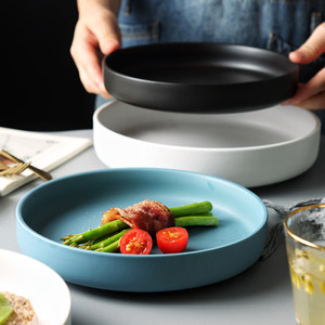 餐厅陶瓷盘子图片