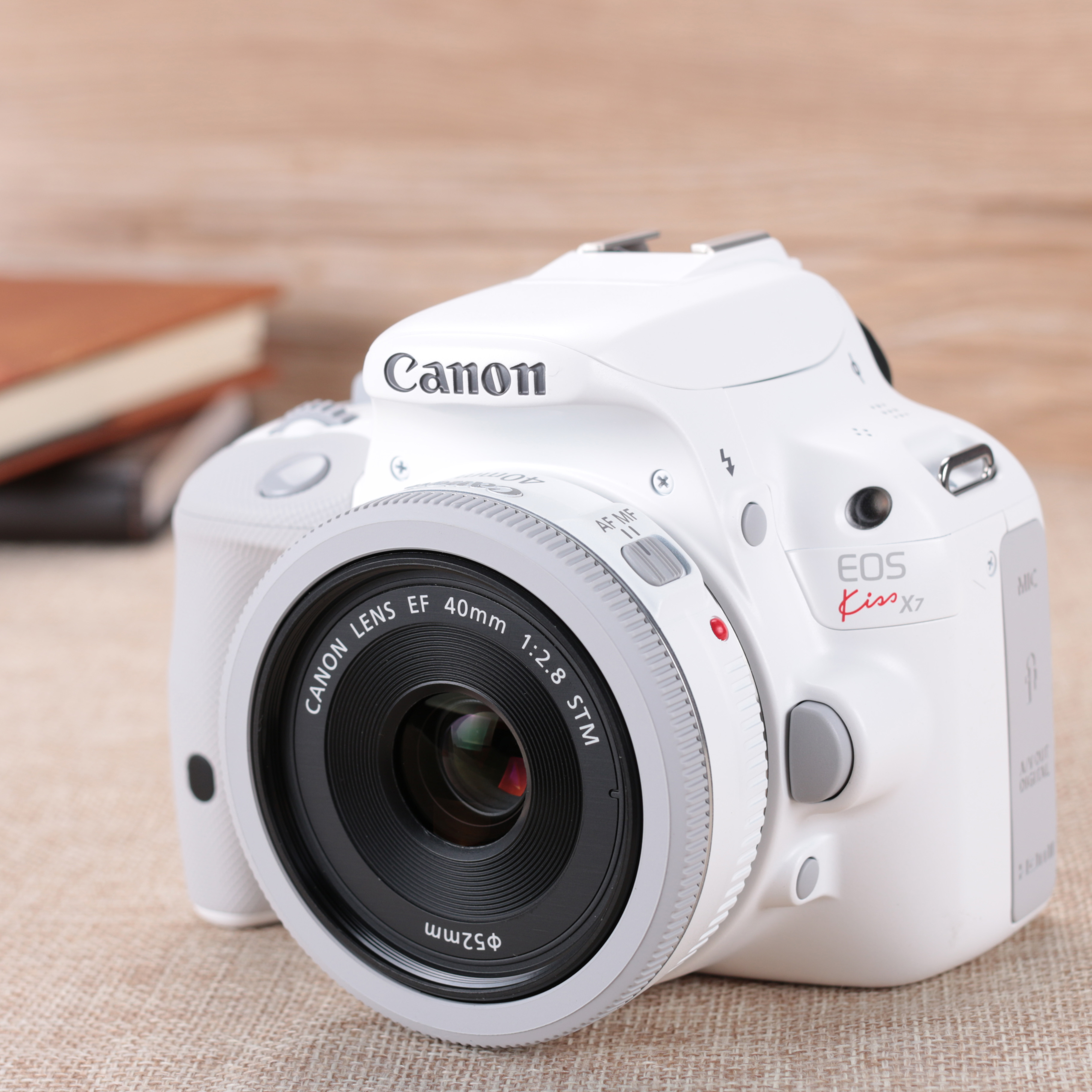 日本代购canon佳能eos100d白色18-55套机入门单反相机日版kissx7