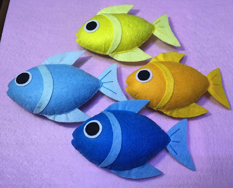 diy手工成品不织布制作海洋生物海底世界小鱼成品挂件幼儿园作业