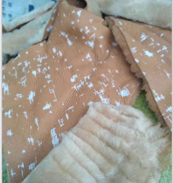 服装辅料羊剪绒称重澳洲羊皮手工面料皮毛一体拼接料包邮碎料称斤