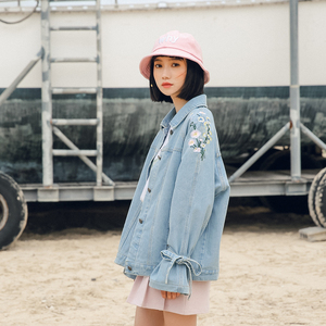 绣花牛仔外套女宽松韩版学生bf夹克2018新款春装港味复古chic上衣