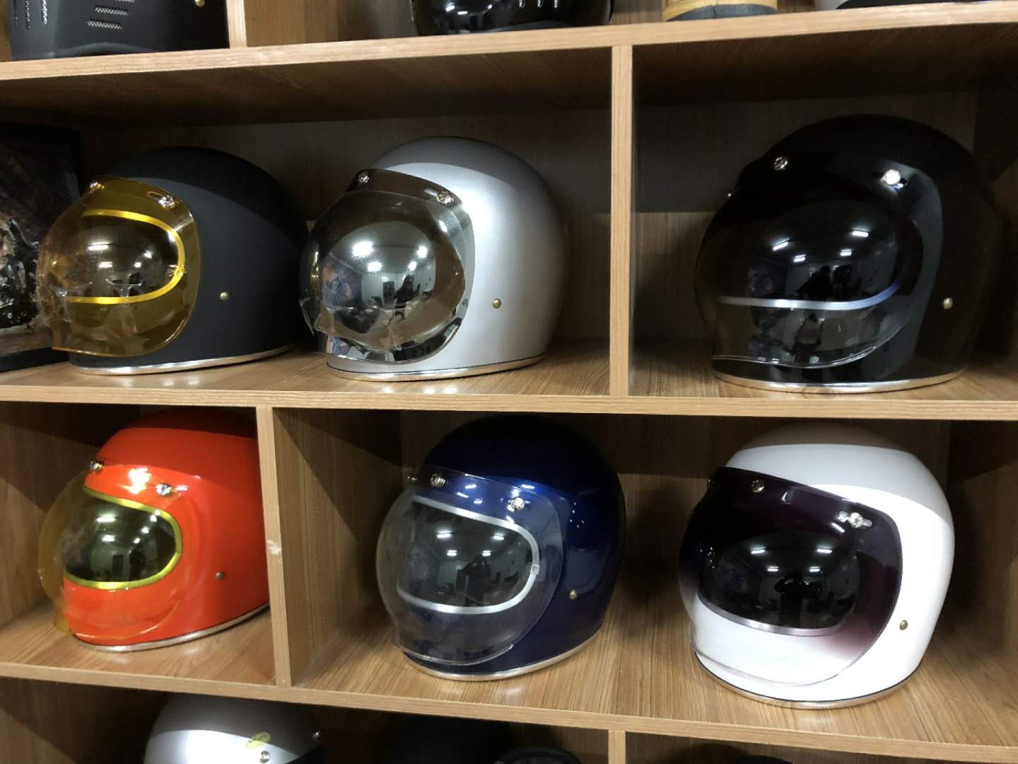 高档[日本品牌]TT&CO 复古哈雷摩托车头盔全盔三钉银边大星星送泡