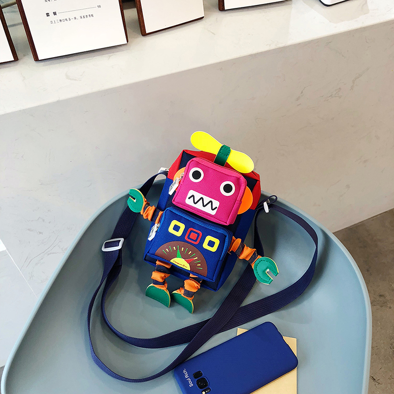 男童包包单肩斜挎包2018儿童时尚小挎包大中童小学生机器人手机包