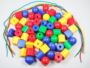 幼儿园几何小串珠智力桌面玩具拼插积木儿童积木幼教积木大串珠