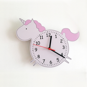 创意可爱儿童挂钟独角兽卡通静音儿童房动物壁挂时钟幼儿园钟表