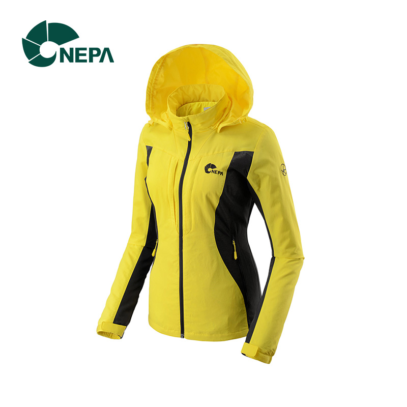 NEPA耐葩女款连帽修身户外冲锋衣透湿保暖休闲防风夹克 7CB0639