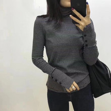 秋装新an韩款高领条ieT恤女修身显瘦袖口纽扣洋气打底衫