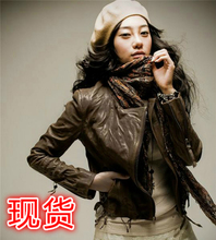 韩款新ap真皮皮衣女im皱褶机车式休闲女式修身短式外套咖啡色