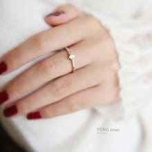 免费刻ay925纯银yu镶四爪婚戒女钻戒仿真结婚八心八箭开口戒