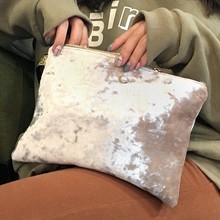 手包女ay手抓包20yu式时尚潮女士韩款简约百搭丝绒手拿信封包女