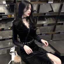 大码女dp胖妹妹20yy式秋季打底裙子洋气V领显瘦藏肉