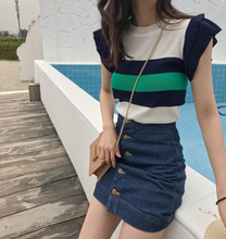 新式夏fl瘦哺乳上衣sj纹无袖冰丝针织衫荷叶边时尚外出喂奶服