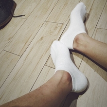 17夏ko时尚新式薄tl袜子净色(小)白袜吸汗健身运动男生式袜子潮