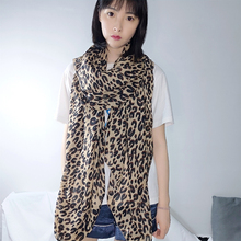 丝巾女qi搭2019xi秋雪纺长丝巾百变披肩豹纹大围巾韩款女冬季