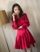 202rm新式春秋名ml女的真丝缎面绑带不规则收腰灯笼袖连衣裙