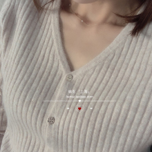 骊支品sg感女士羊绒dj领长袖修身不起球羊毛气质瘦针织打底衫