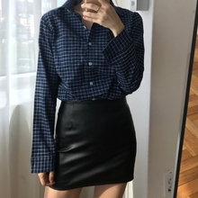 真皮皮sqa字短裙2ny秋冬新式高腰显瘦韩款包臀半身裙(小)黑裙女装