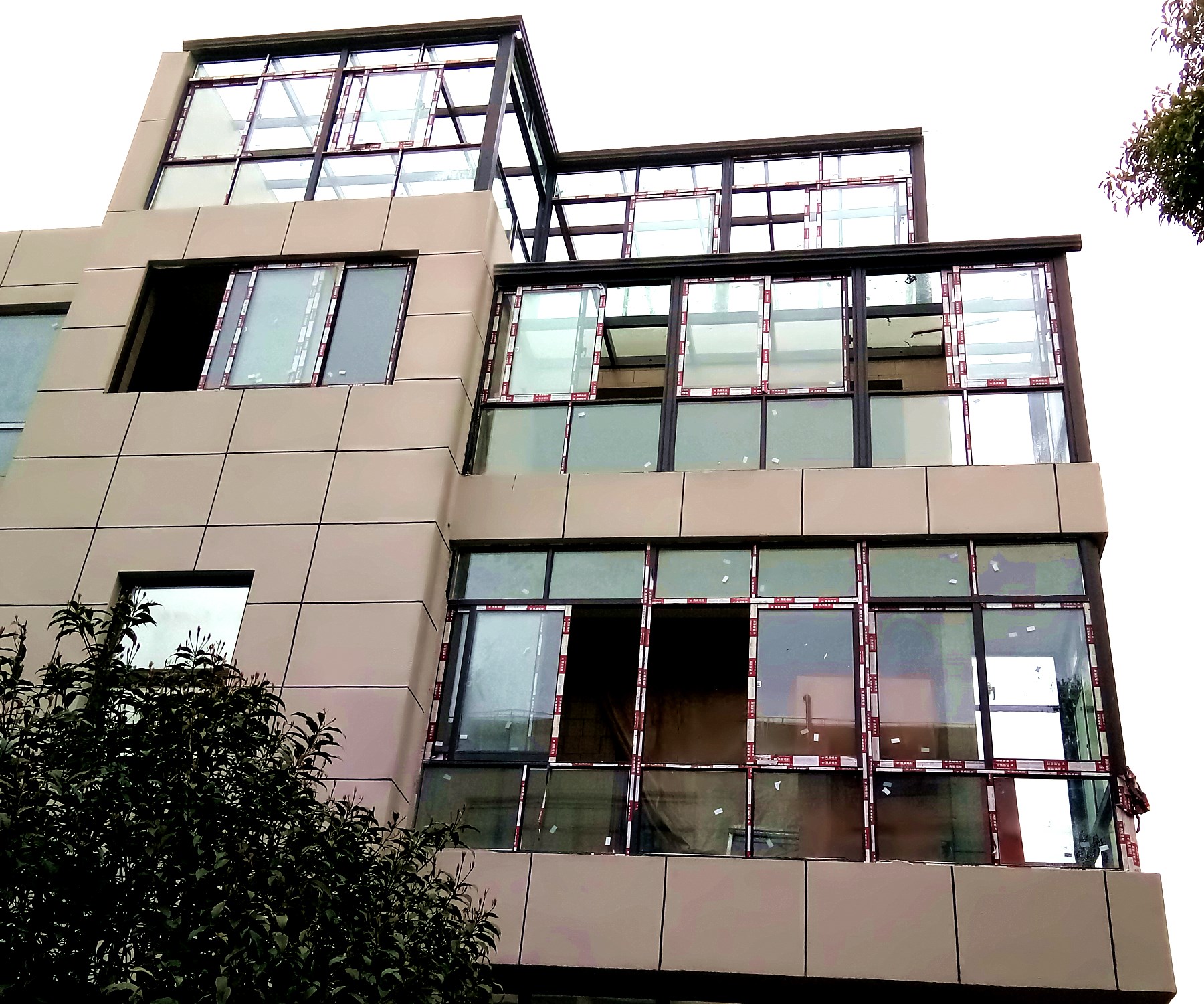 常州凤铝断桥封阳台铝合金门窗双层中空钢化玻璃窗户窗子安装制作