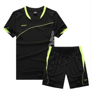 【男士足球运动服套装夏季价格】最新男士足球