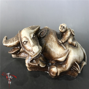 民间仿古玩老古董物件做旧木雕创意家居客厅装饰树脂摆件礼物童牛