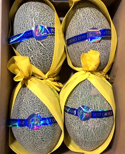 1箱4个装约18斤 新疆 span class=h>哈密瓜 /span>西州晓蜜脆甜缅甸