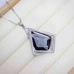 菱形水晶吊坠专场