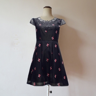 maia玫牌香港玫mxl7169时尚网布绣花连衣裙正品2017夏新女怡姿卉