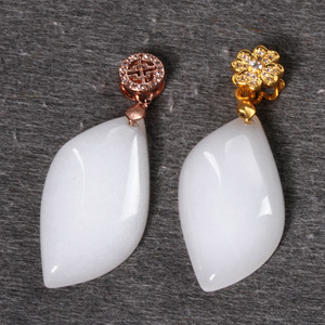 方言和田玉特惠仅仅55元精巧白色金丝玉菱形新款吊坠爆亏回馈了c