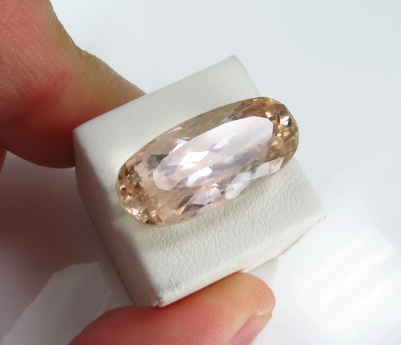 天然 大颗粒18.6克拉黄色锂辉石裸石吊坠彩色宝石