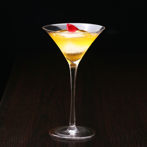 无铅玻璃杯三角杯高脚马天尼杯轻薄马提尼杯鸡尾酒杯日式水晶酒杯