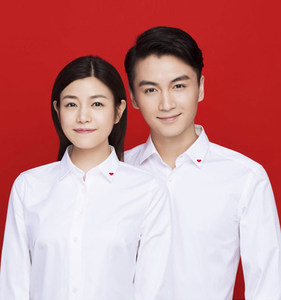 4 已售 0  白色2017的拍衣服照登记证件照情侣装衬衫夏夏季情侣衬衫