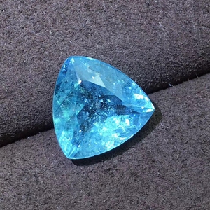 18克拉天然 span class=h>帕拉伊巴 /span>霓虹蓝 span class=h>碧玺 