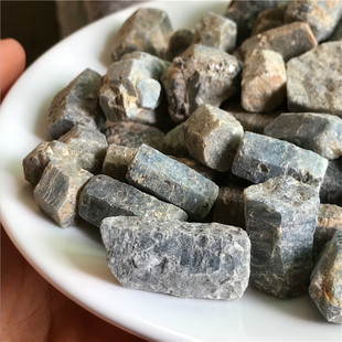 纯天然蓝刚玉随形 美国原矿矿石标本奇石收藏摆件 教学科普送孩子