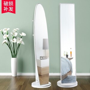 卫生间镜子的进化之路：从单一功能到科技加持