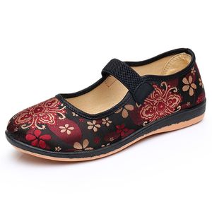 圆头老北京布鞋中人防滑女鞋老人平跟单鞋老太