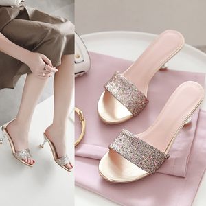 【鱼嘴细高跟凉拖图片】鱼嘴细高跟凉拖图片大