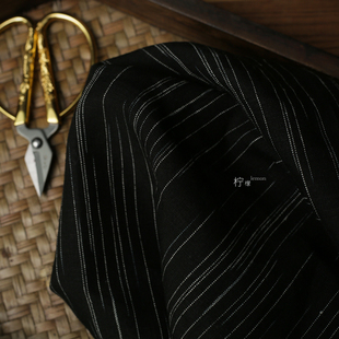 原创品牌专用经典黑色条纹亚麻色织布风衣裤子马甲亚麻服装面料