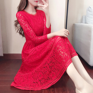 大红色连衣裙蕾丝图片