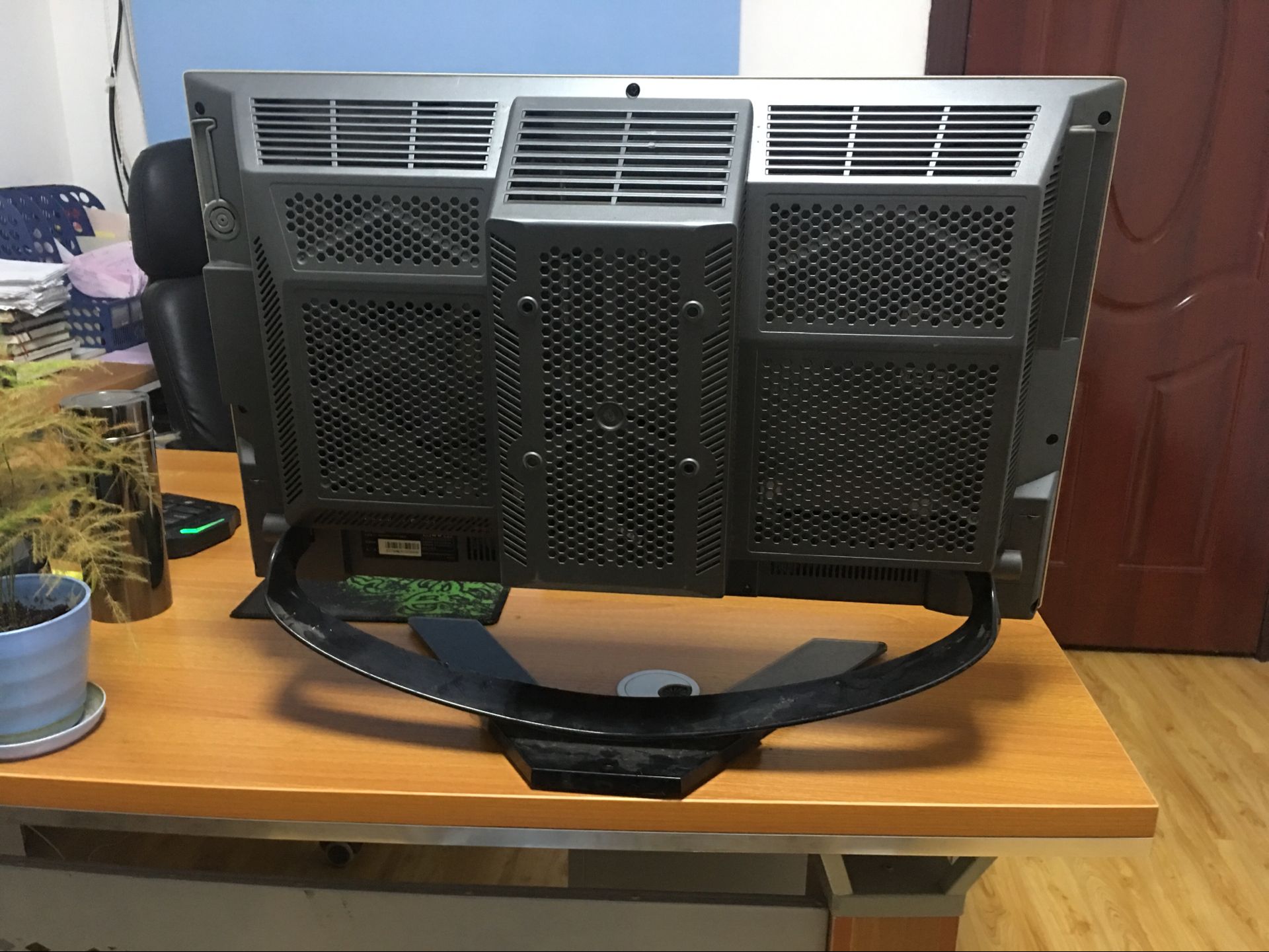 二手优威派克27寸一体机电脑 四核游戏台式网吧独显一体电脑整机