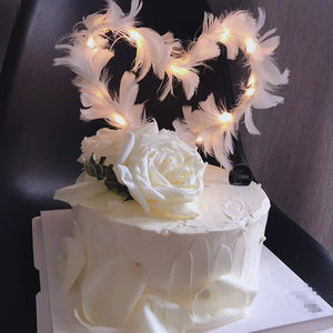 新款 span class=h>蛋糕 /span>装饰羽毛爱心带灯可以随机弯曲凹造型