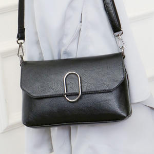 真皮单肩斜挂包图片