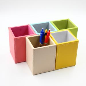 皮革可爱笔筒 创意时尚韩国文具方形多功能商务摆件 办公用品定制