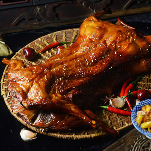 乡下厨房米烧兔即食兔肉兔丁冷吃兔福建屏南白水洋特产烤全兔800g