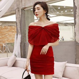 【明星红色敬酒服图片】明星红色敬酒服图片大全