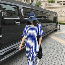 落落狷tt懒的t恤裙wq码针织蓝色条纹针织裙长式过膝V领连衣裙