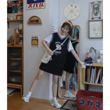 青蔷薇vy袖连衣裙女if20年春夏新式运动风V领印花学生休闲裙子
