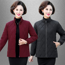 中老年wo装秋冬棉衣ng年的轻薄羽绒棉服大码妈妈冬装棉袄外套